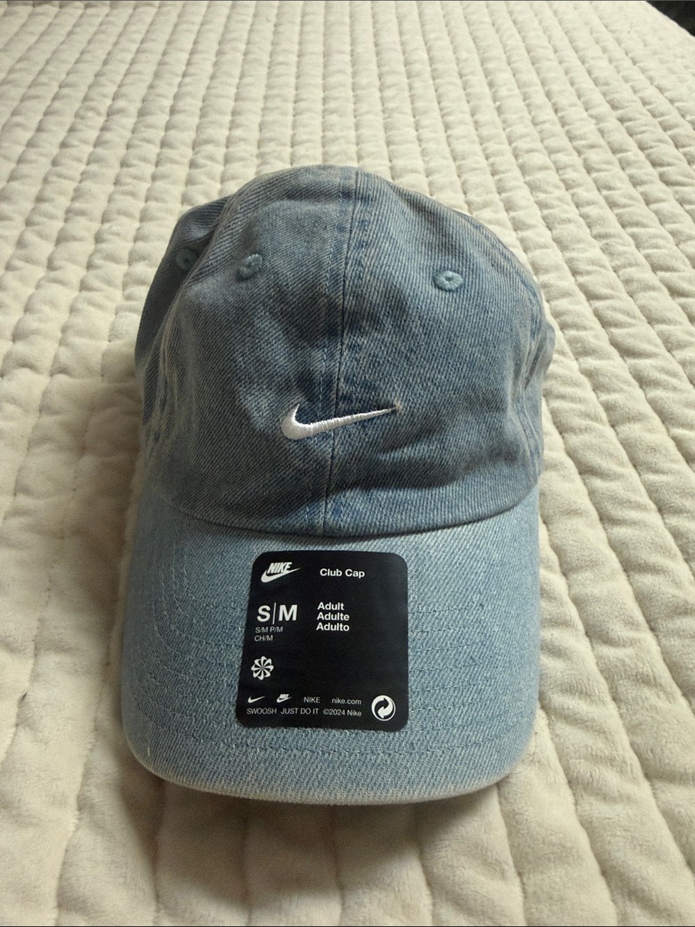 Nike Women’s Light Blue Denim Swoosh Club Cap S/M